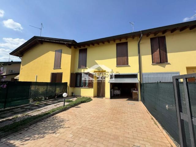 Casa in vendita a Ricengo, Lombardia