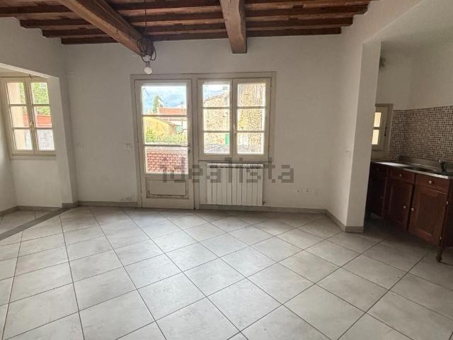 Casa in vendita a Buti, Pisa