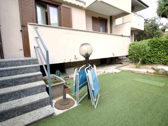 Casa in vendita a Agrate Brianza, Lombardia