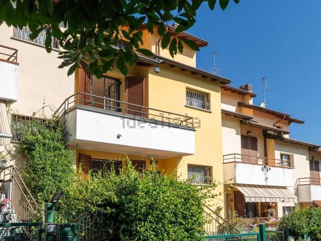 Casa in vendita a Casteggio, Lombardia