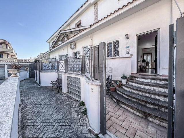 Casa in vendita a Roma Capitale, Lazio