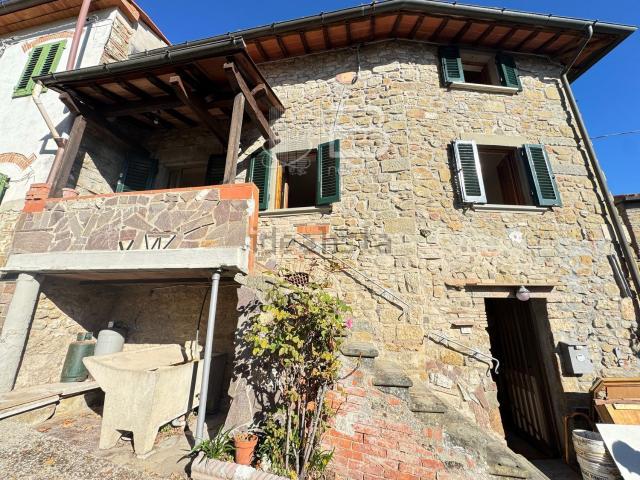 Casa in vendita a Montecatini Alto, Montecatini Terme