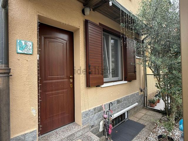 Casa in vendita a Castano Primo, Lombardia