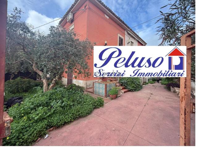 Casa in vendita a Comiso, Sicilia