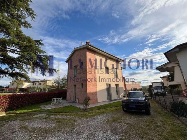 Casa in vendita a Pistoia, Toscana