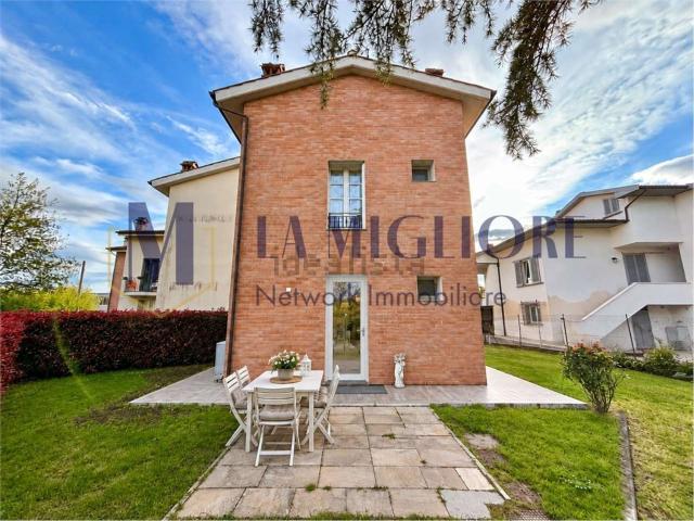 Casa in vendita a Pistoia, Toscana