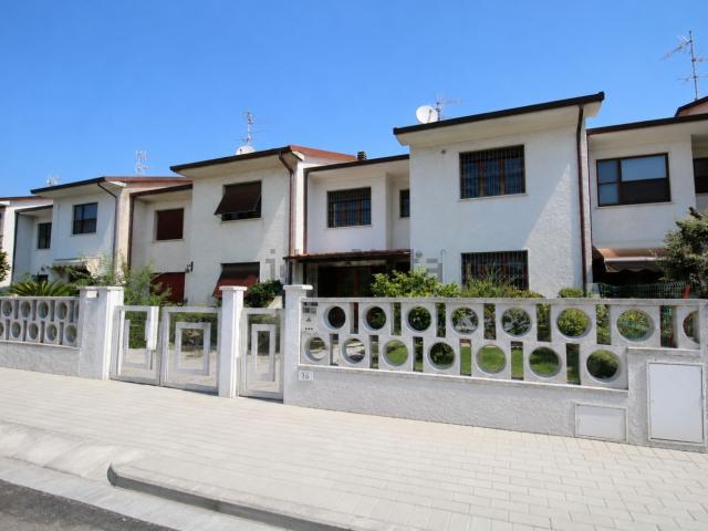 Casa in vendita a Vecchiano, Toscana