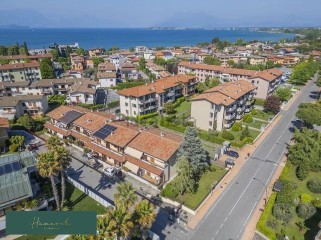 Casa in vendita a Rivoltella del Garda, Desenzano Del Garda