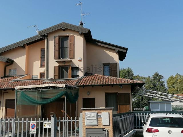 Casa in vendita a Palazzo Pignano, Lombardia