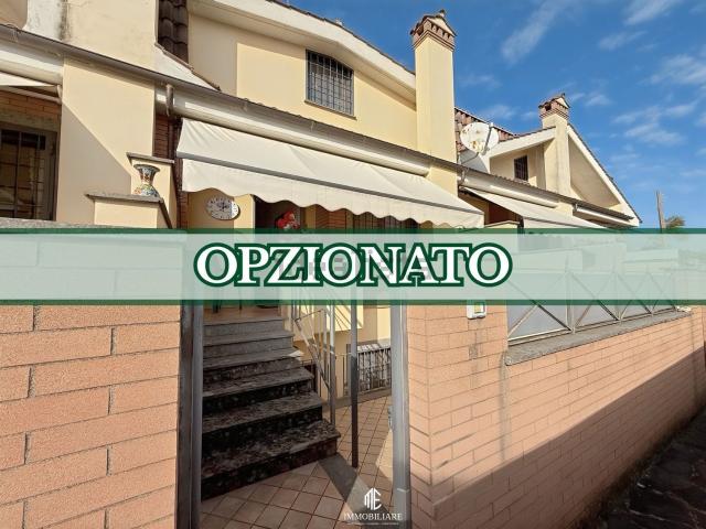Casa in vendita a Valle Mazzone, Roma Capitale
