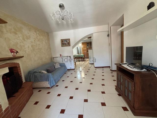 Casa in vendita a Turano, Marina Di Massa