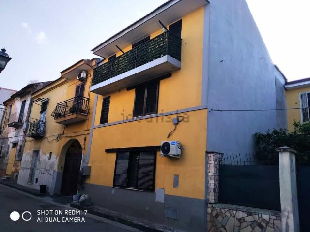 Casa in vendita a Frignano, Campania