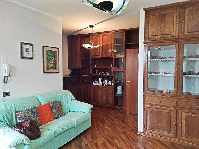 Casa in vendita a Marche, Macerata