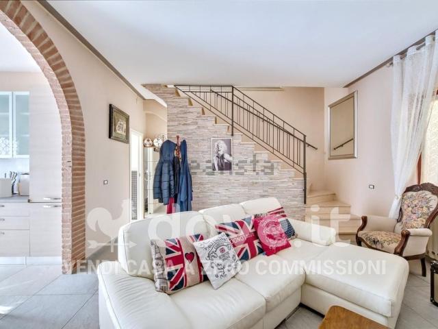 Casa in vendita a Vallo Di Nera, Umbria