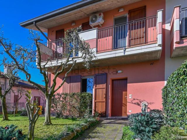 Casa in vendita a Via alla Francesca, Urgnano