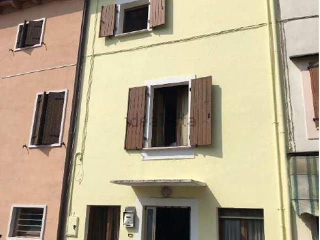 Casa in vendita a Pozzo, San Giovanni Lupatoto