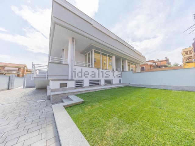 Casa in vendita a Villa Verde, Roma Capitale