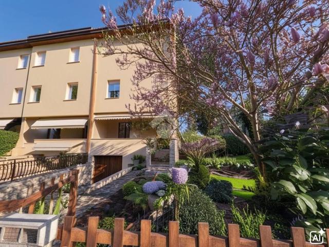 Casa in vendita a Santa Lucia, Bastia Umbra