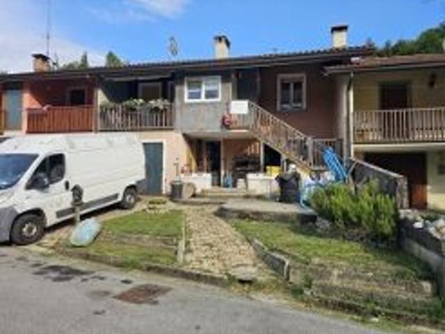 Casa in vendita a Castelnovo Del Friuli, Friuli-Venezia Giulia