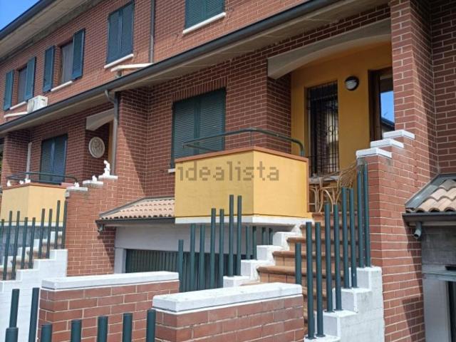 Casa in vendita a Terra di Mezzo, Re