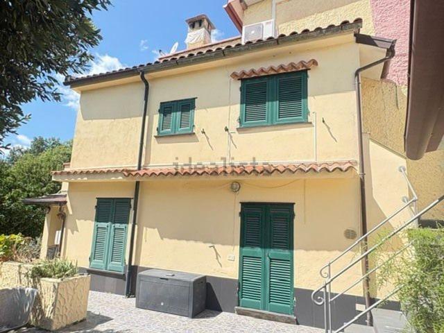 Casa in vendita a Novano, Casarza Ligure