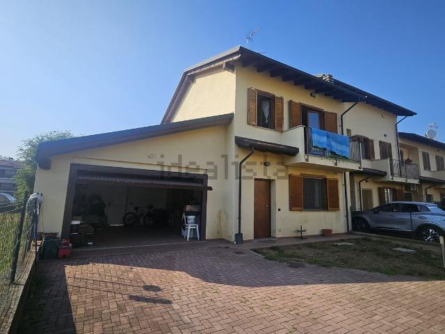 Casa in vendita a Piemonte, Novara