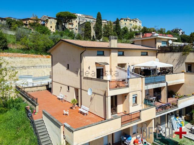 Casa in vendita a Montopoli Di Sabina, Lazio