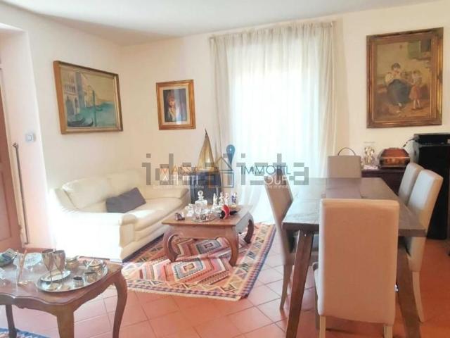 Casa in vendita a Debbia, Montignoso