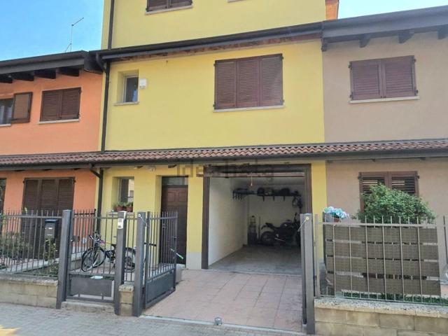 Casa in vendita a Caselle Lurani, Lombardia