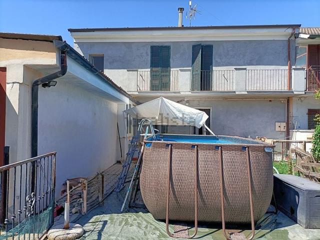 Casa in vendita a Mortara, Lombardia