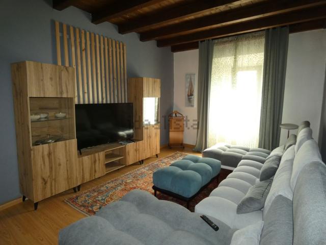 Casa in vendita a Traversetolo, Reggio Emilia