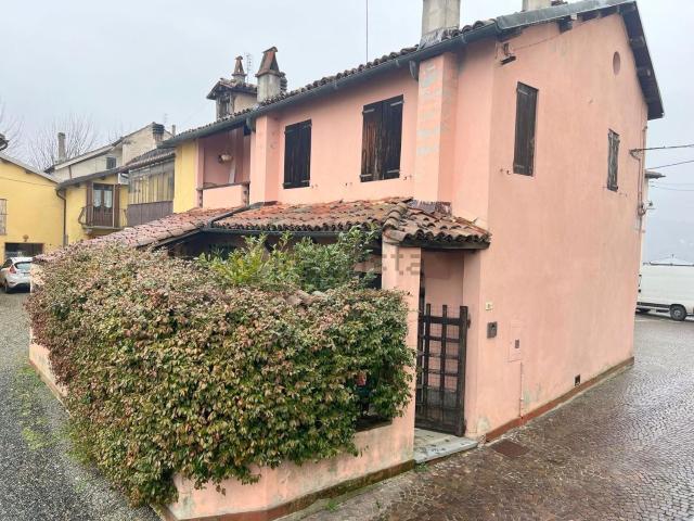 Casa in vendita a Piemonte, Alessandria