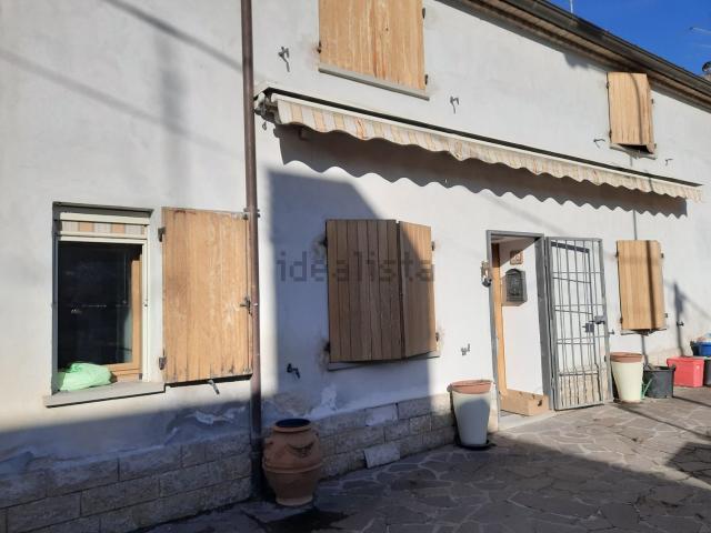 Casa in vendita a Colli al Metauro, Marche