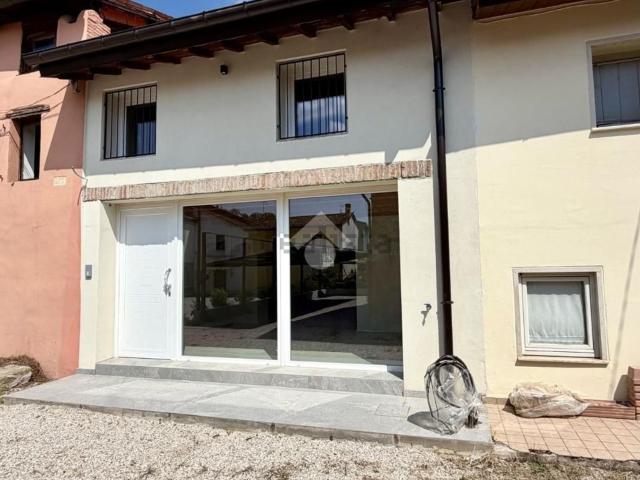 Casa in vendita a Castelnovo, Isola Vicentina