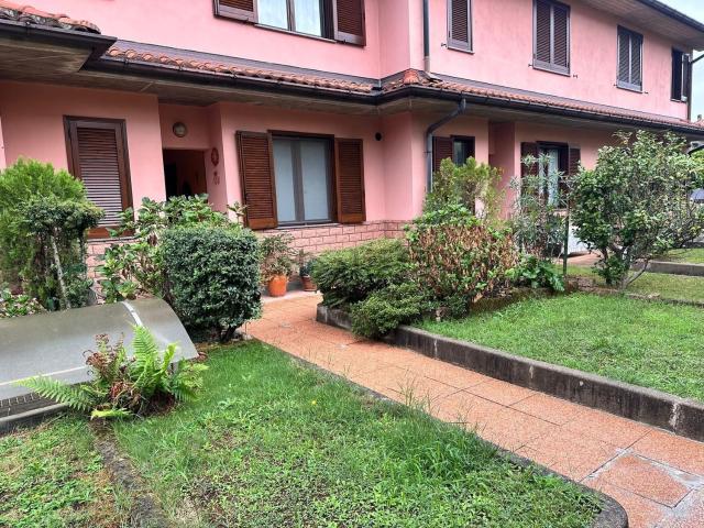 Casa in vendita a Monello, Binago