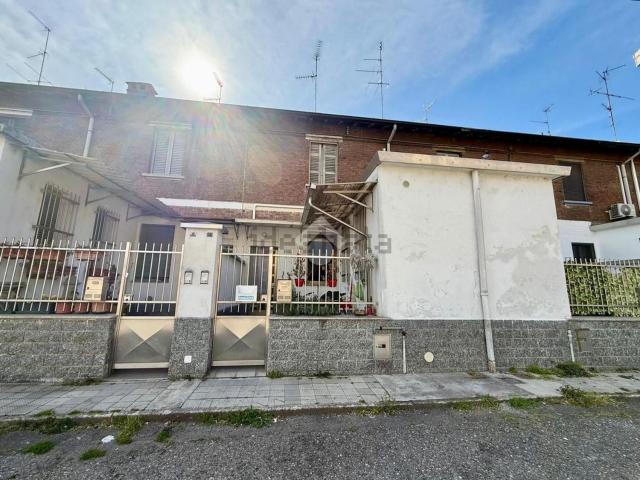 Casa in vendita a Oltrestazione, Legnano