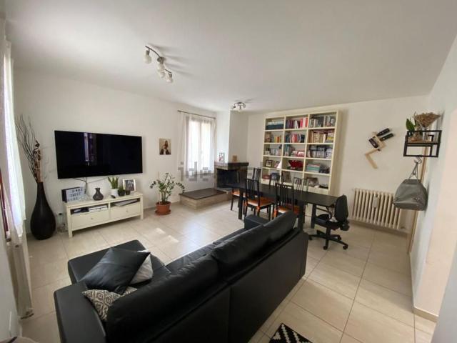 Casa in vendita a Villa Fastiggi, Marche