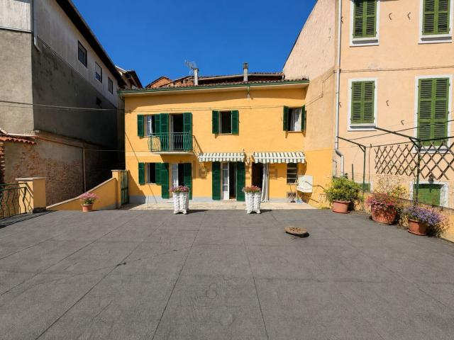 Casa in vendita a Piemonte, Alessandria