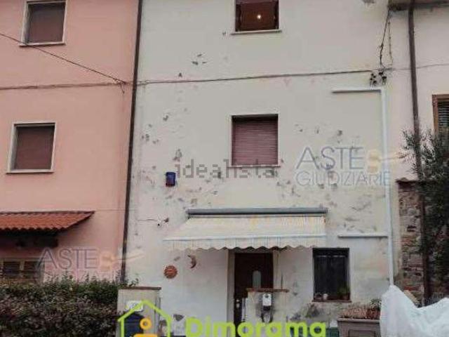 Casa in vendita a Montevettolini, Pistoia