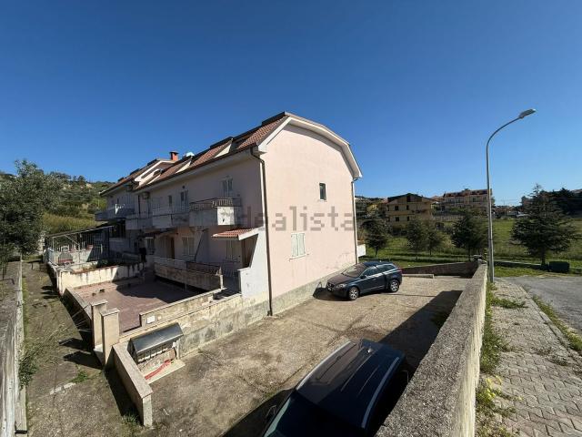 Casa in vendita a Calabria, Catanzaro