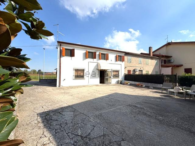 Casa in vendita a Isola Rizza, Verona