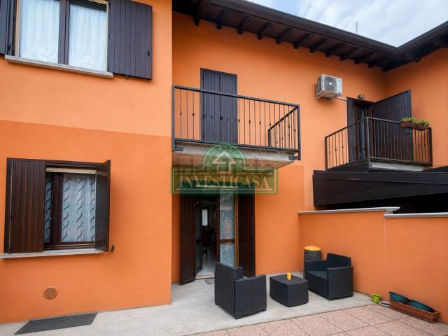Casa in vendita a Carbonara al Ticino, Pavia
