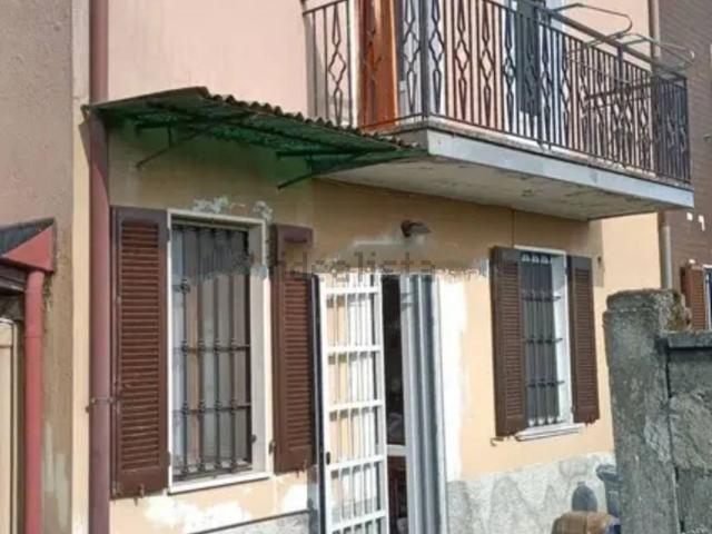 Casa in vendita a Giussago, Lombardia