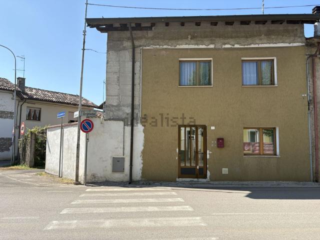 Casa in vendita a Pozzuolo Del Friuli, Friuli-Venezia Giulia