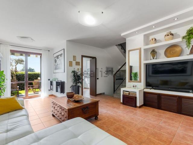 Casa in vendita a Bollate, Lombardia