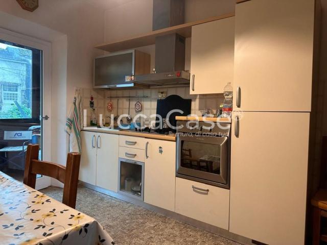 Casa in vendita a Zone, Capannori