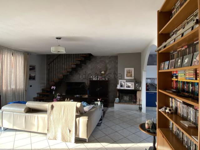 Casa in vendita a Piemonte, Novara