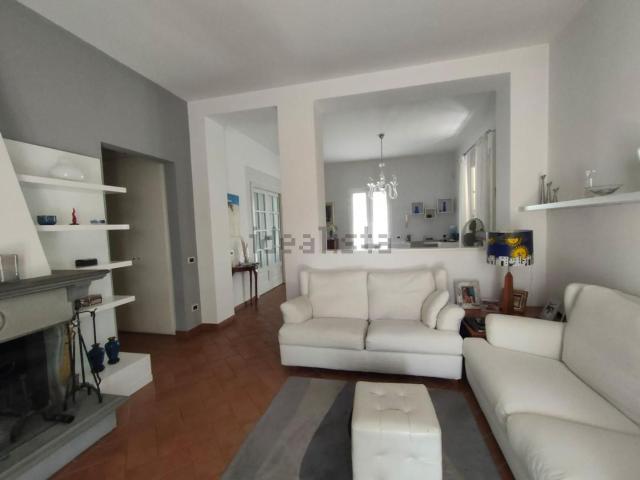 Casa in vendita a San Frediano a Settimo, Cascina