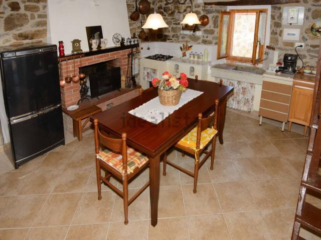 Casa in vendita a Unione dell'Appennino Bolognese, Castel Di Casio