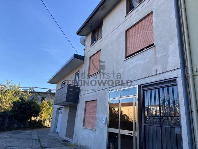 Casa in vendita a Malo, Veneto